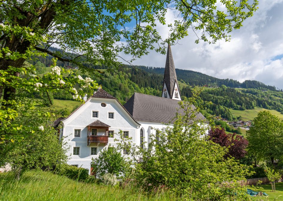Kirche Wald